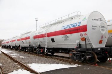 PhosAgro to purchase molten sulfur tank cars from UWC