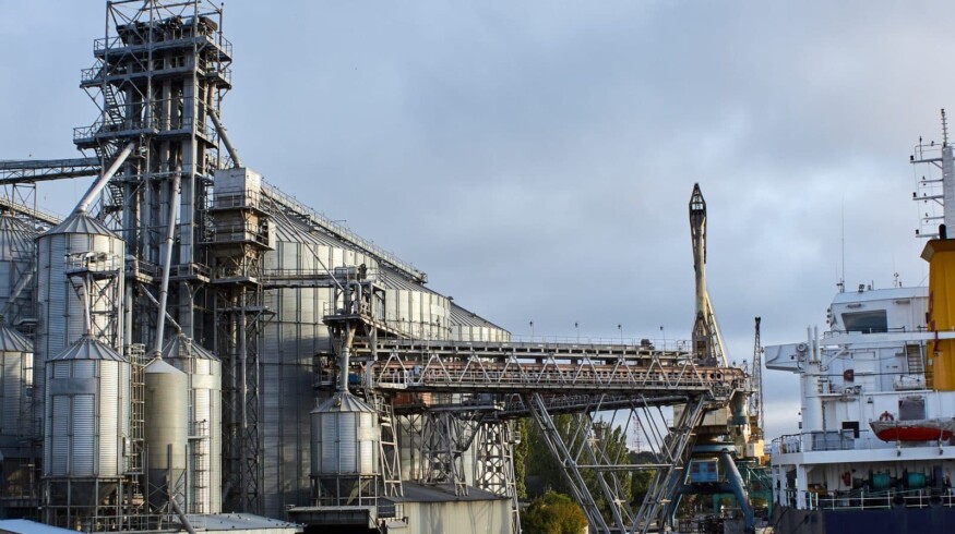 UkrTransAgro has taken up shipment of foreign agrochemicals