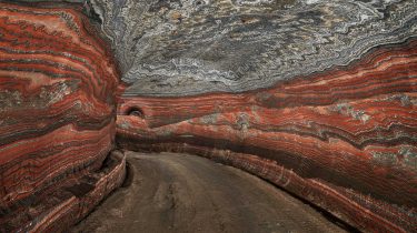 Otkritie Bank invests in potassium chloride