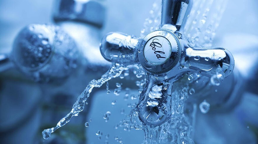 Hydrometallurgical plant is sued for water consumption