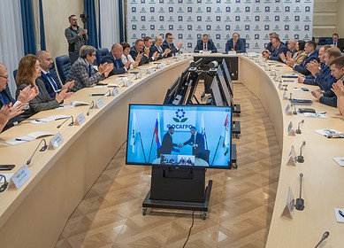 PhosAgro Signs New Collective Agreements With Its Employees