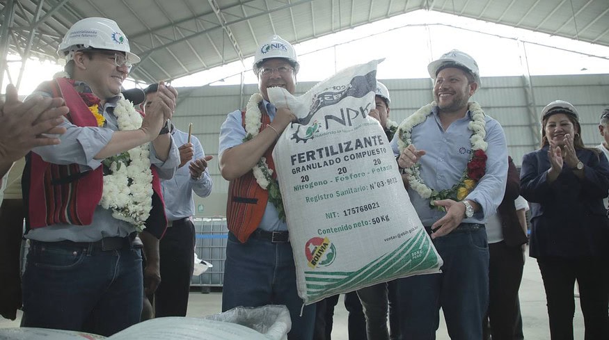 Bolivia’s president inaugurates new fertilizer plant