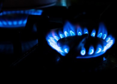 Fertilizer Sector in Pakistan Faces Gas Tariff Hike Under New IMF Deal