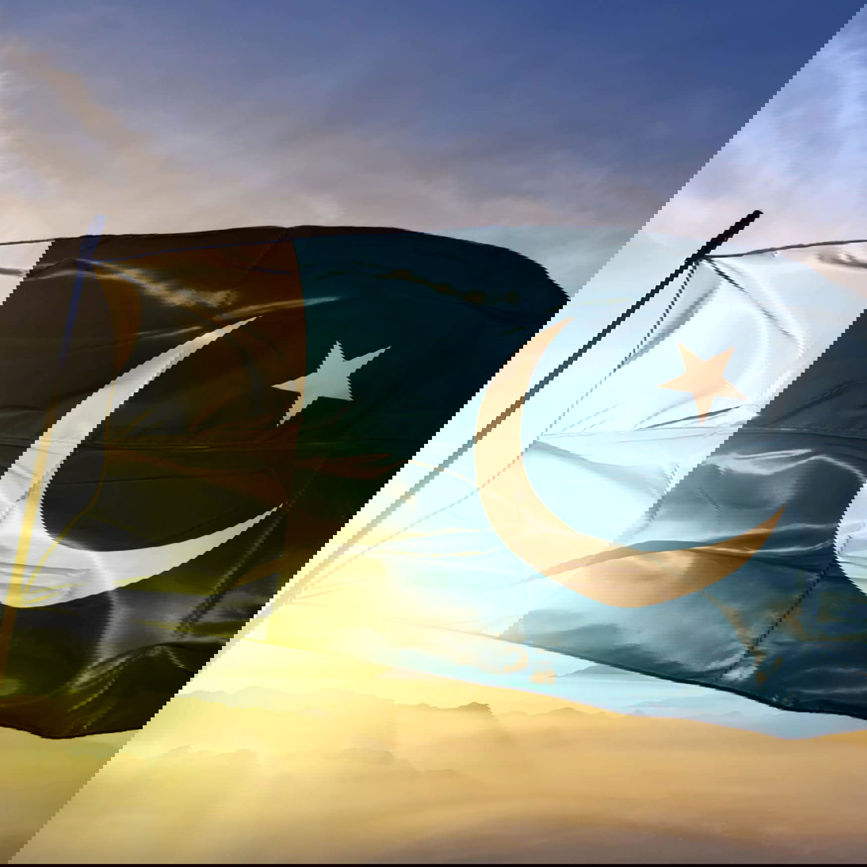 Pakistan initiates urea import to address Rabi season shortfall