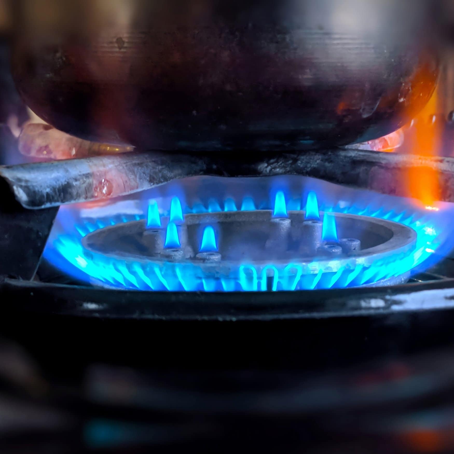 Bangladesh bolsters fertilizer imports amid domestic gas shortages