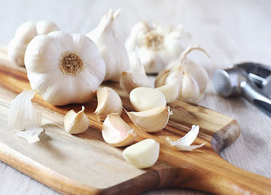 Garlic Peel: A Simple and Effective Fertilizer