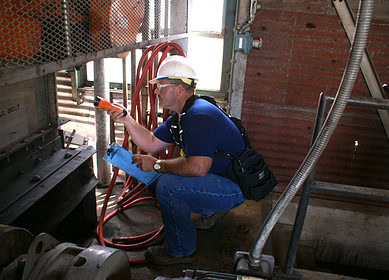 Steps to ensure industrial service contractors have required training