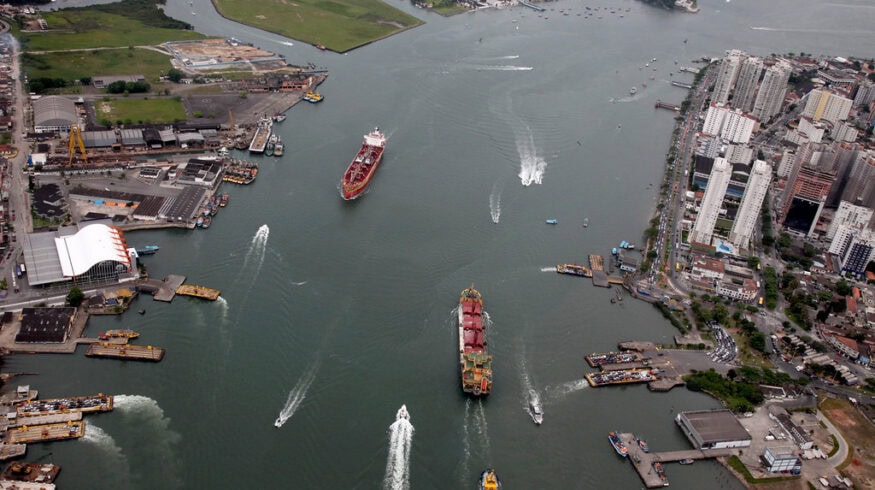 CHS teams up with Rumo to build $440 million grain terminal in Brazil