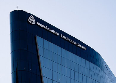 Anglo American shifts strategy with $1.1 billion sale of coal stake