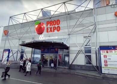 Pakistan fosters trade relations with Russia