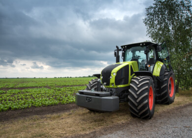 Farmers buy less machinery as farm income slows