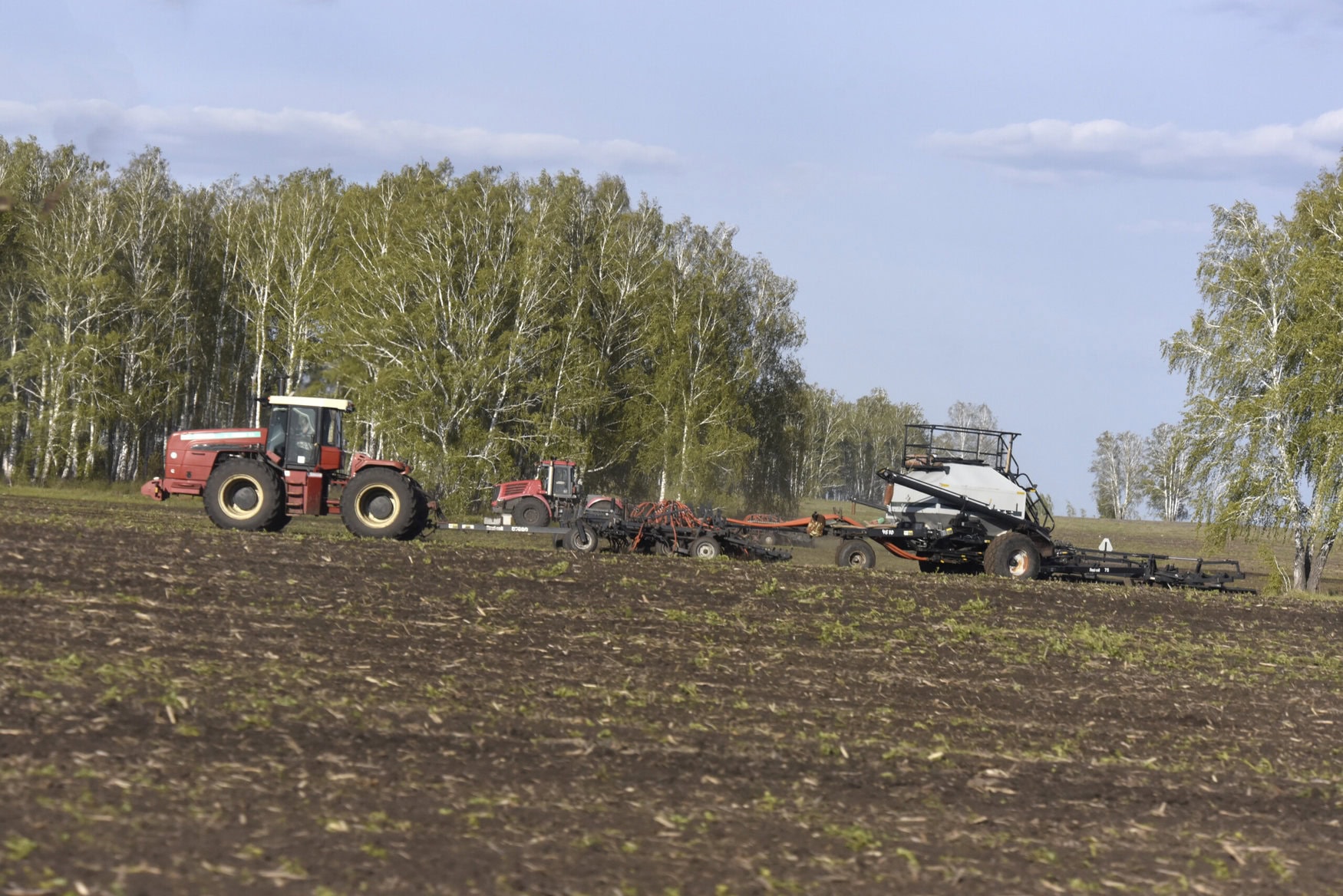 Russian farmers received 5.45 million tons of mineral fertilizers and are fully supplied for 2024