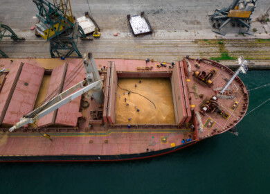 US soybeans move toward first China shipment since May