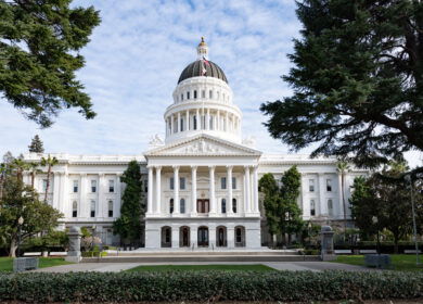 California may set $19.75 minimum wage for seasonal farmworkers starting 2027