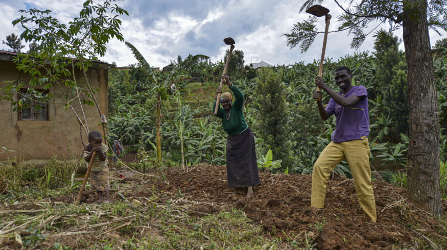 Rwanda Fertilizer Company and One Acre Fund will expand fertilizer access for smallholder farmers