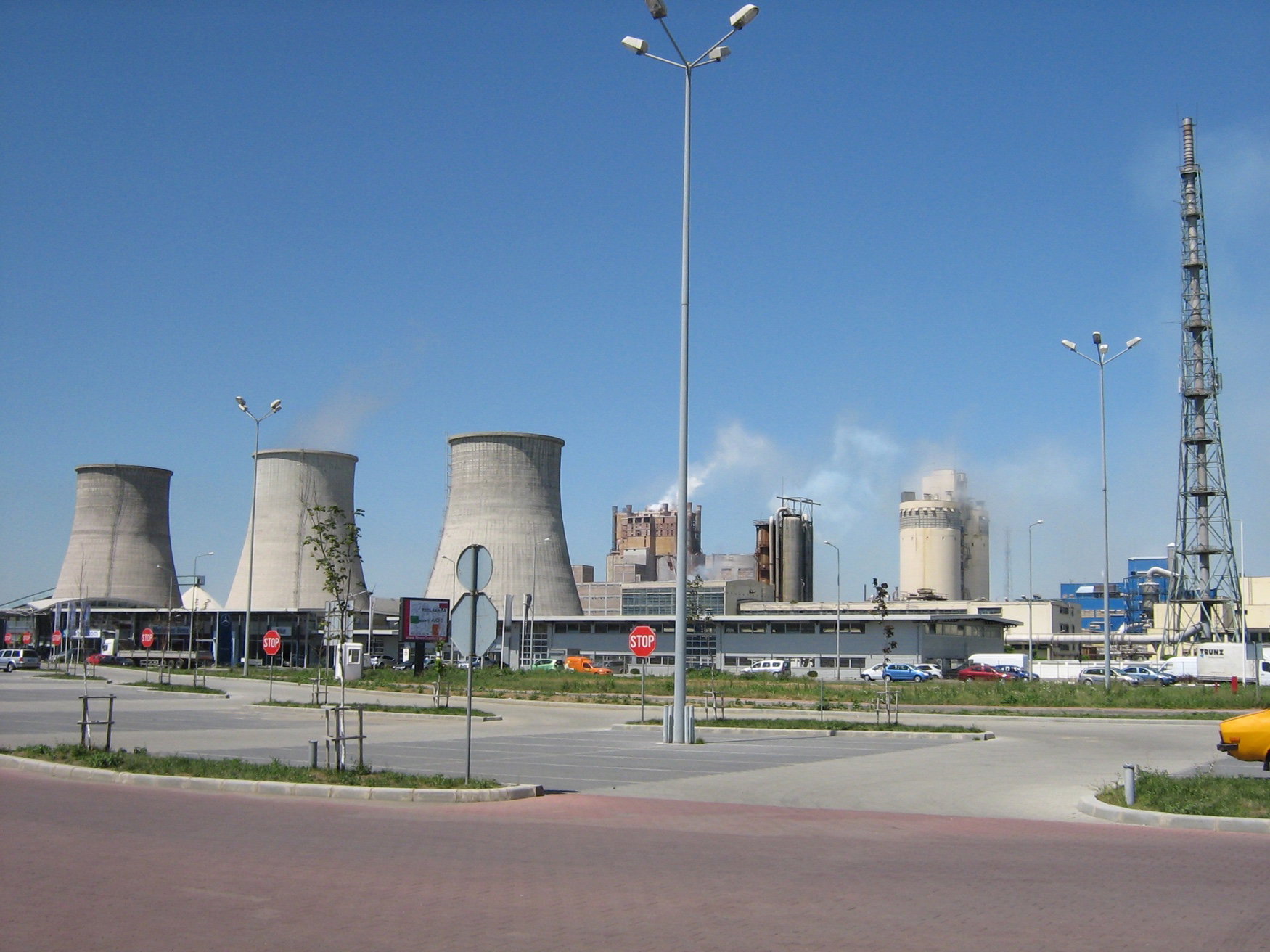 Azomureș cuts 95% workforce as prolonged shutdown deepens crisis