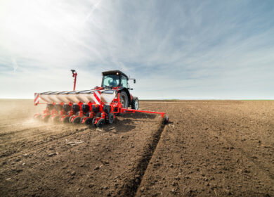 Pivot Bio launches RETAIN Dry to expand microbial nitrogen options for sorghum growers
