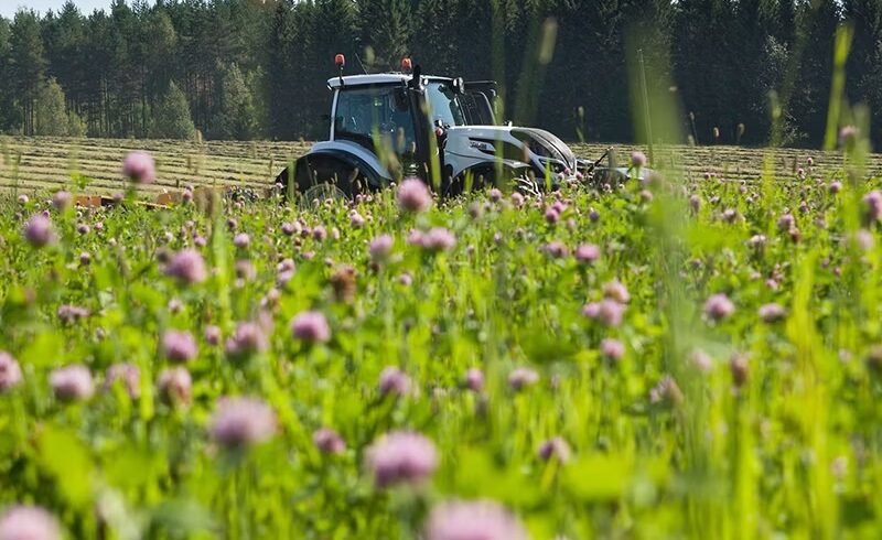 Valtra reaches 1,000th CVT production milestone at Finland factory after major investment