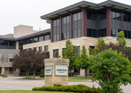 Nutrien weighs phosphate future as sulfur costs push Q2 margins negative