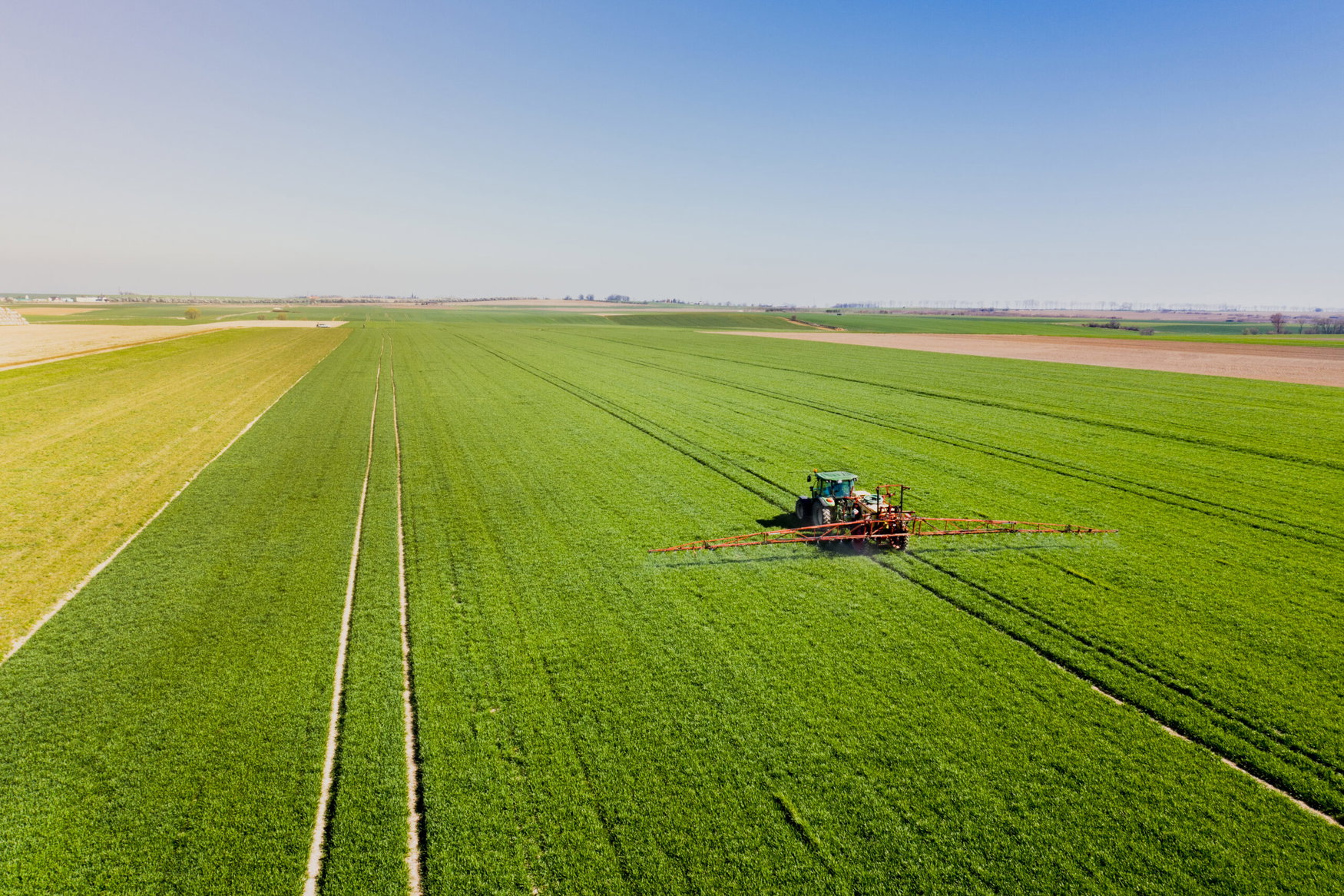 Fall 2026 fertilizer prices run 7–24% above last year as harvest season approaches